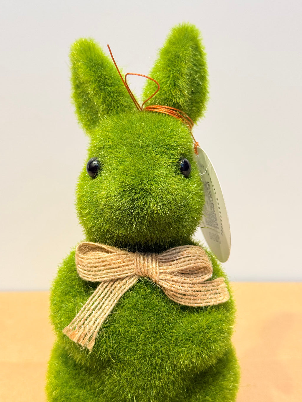 Conejo de la prosperidad + base