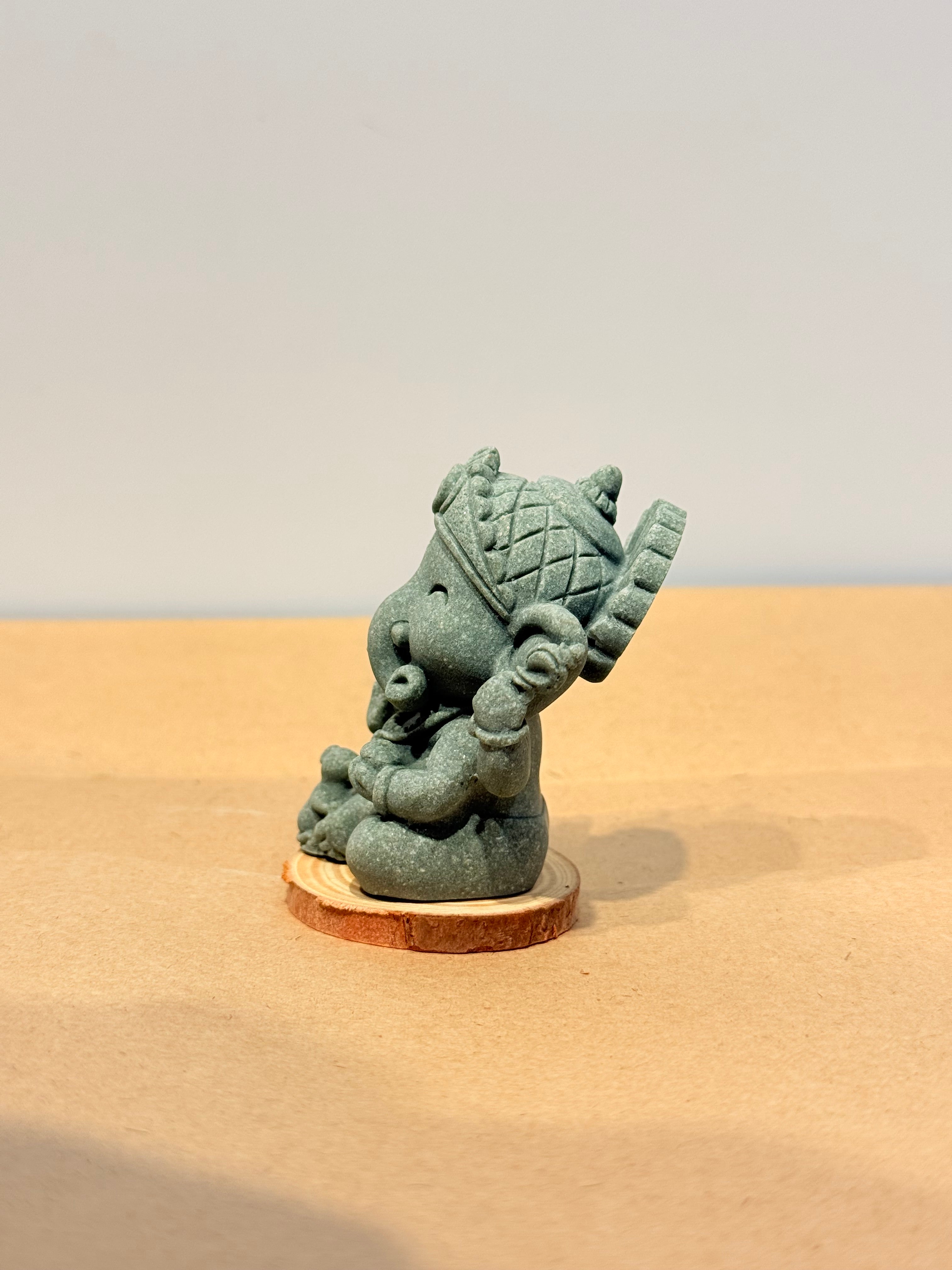 Ganesha resina mini