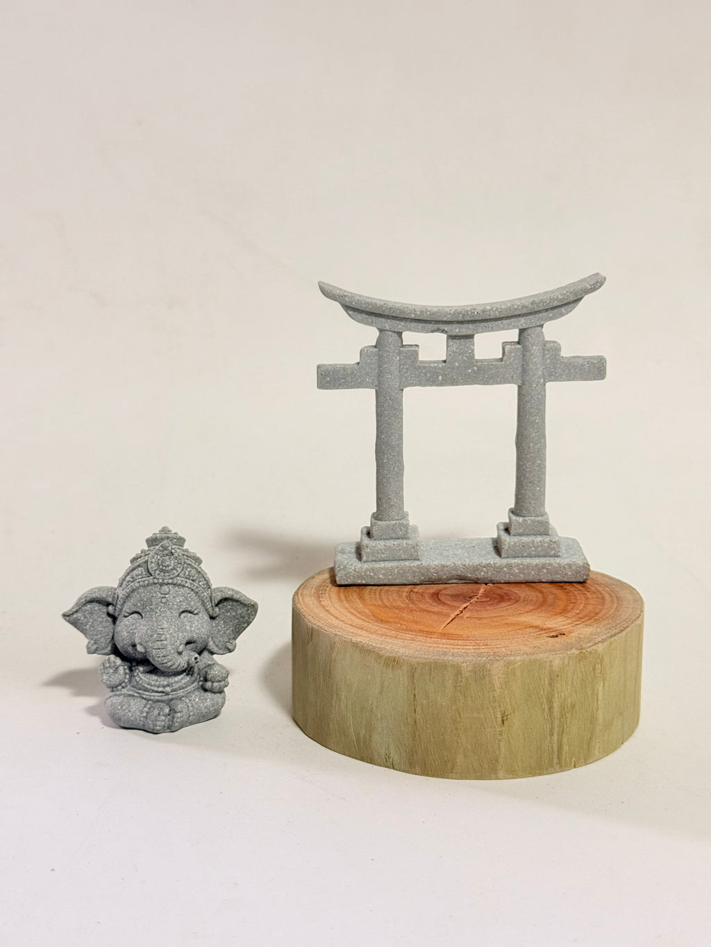 Ganesha resina + Torre tori + rodaja madera