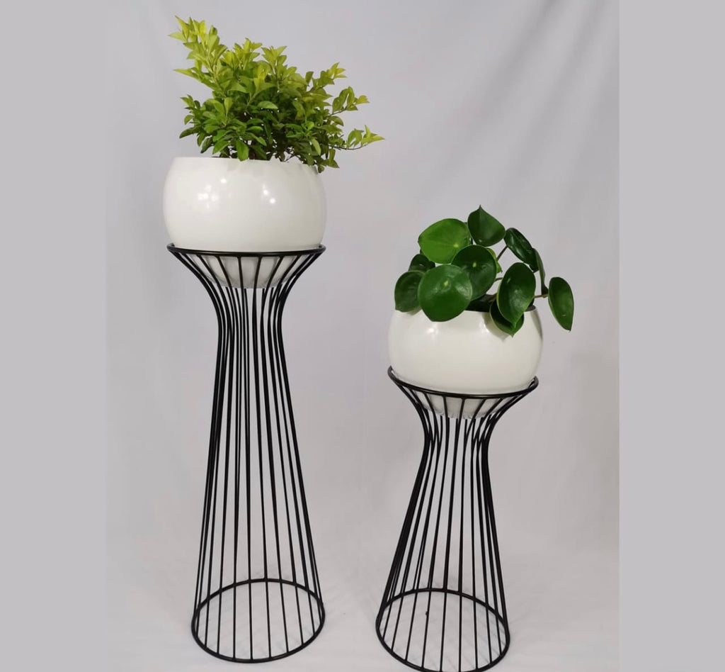 Black Florence Cup Metal Base